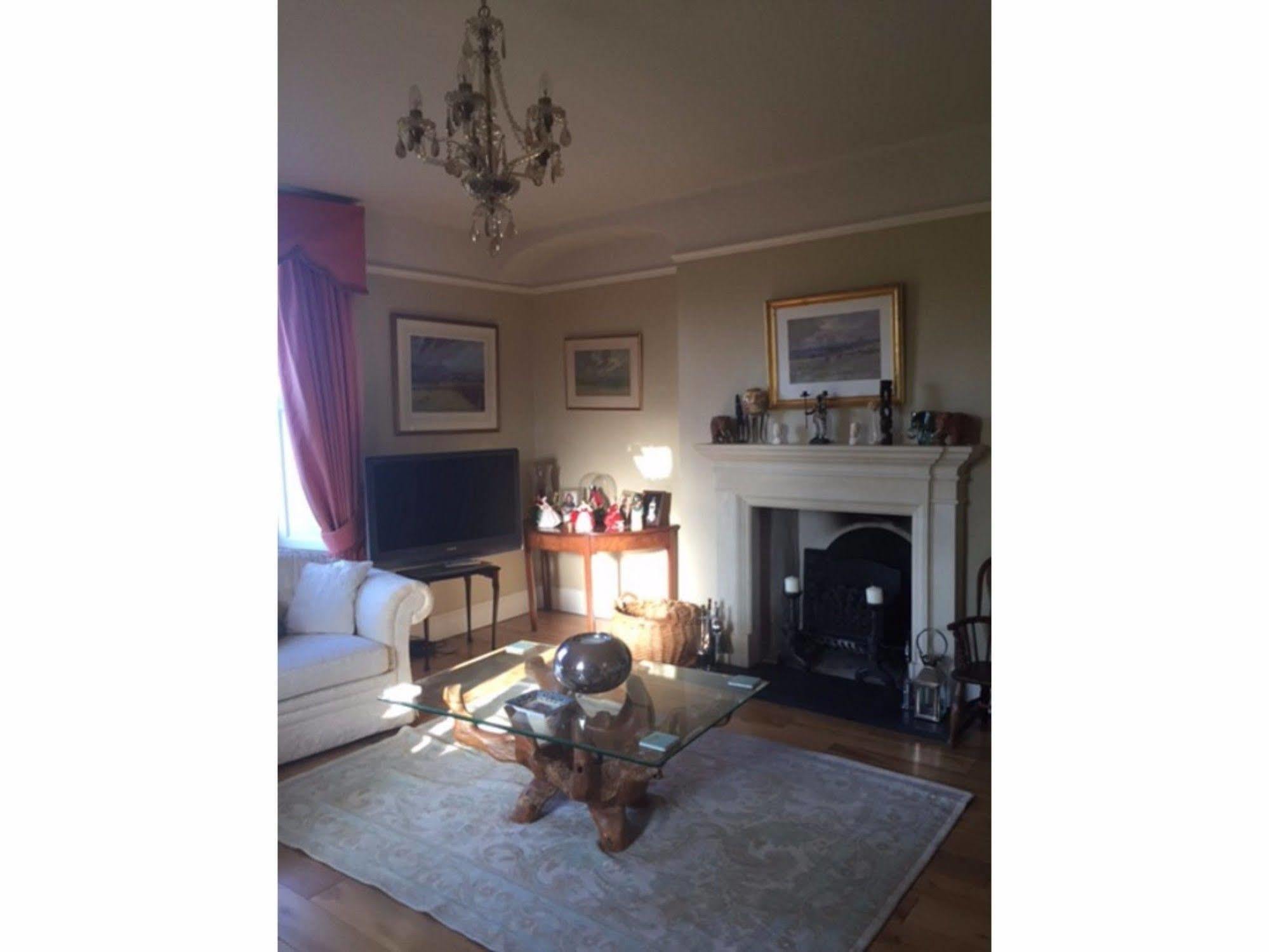 Cary Fitzpaine House Bed & Breakfast Babcary Bagian luar foto